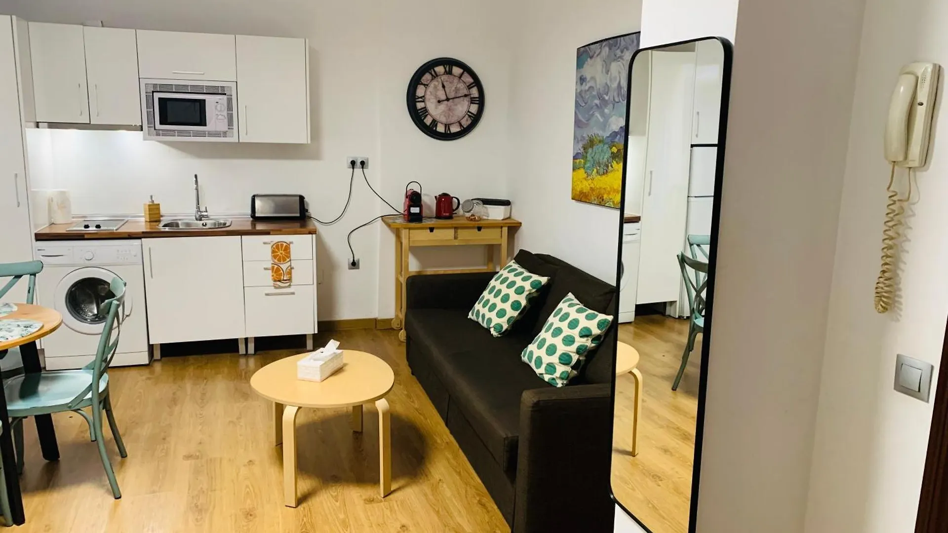 Anas Apartment Centro Historico Malaga Spain